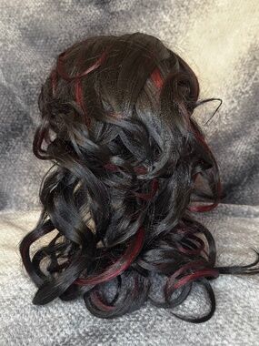 Magic Touch Collection Wig Hair Piece DSP-1533 HIB/Burg Kanekalon Paris Fashion